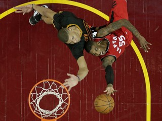 Hráči Clevelandu obsadili v pozícii obhajcu vo svojej konferencii druhé miesto.