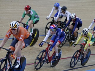 Majsterkou sveta v omniu sa stala Britka Katie Archibaldová, ktorá po roku 2014 v kolumbijskom Cali pridala druhý titul. 