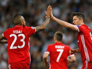 Trápiaci sa Bayern môže v sobotu obhájiť bundesligový titul