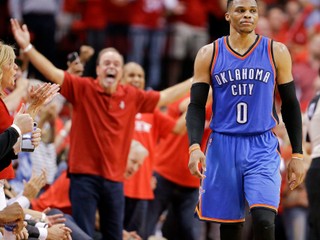 Russell Westbrook je oporou Oklahomy, ktorá však opäť prehrala.