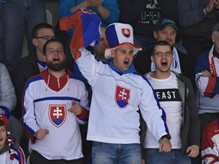 Slovenskí fanúšikovia počas šampionátu v Poprade.