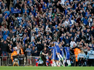 Futbalisti FC Chelsea sa stali prvými finalistami FA Cupu.