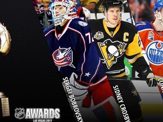O trofej pre najužitočnejšieho hráča NHL bojujú dvaja útočníci a brankár