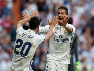 Súboj o španielsky titul je naďalej vyrovnaný, Real Madrid i Barcelona uspeli