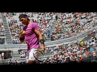 V Ríme zaváhali dvaja favoriti, Nadal a Djokovič idú ďalej