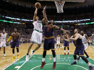Basketbalisti Clevelandu sú v play-off 2017 akoby nezastaviteľní.