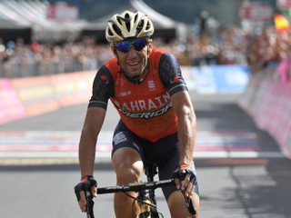 Kráľovskú etapu na Gire vyhral Nibali, lídra pribrzdili žalúdočné problémy