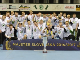 Hádzanári Prešova získali trinásty domáci titul, Šaľa vo finále neuspela ani raz