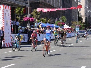 Chcela obhájiť dvanáste miesto, slovenská cyklistka napokon v Kyjeve triumfovala