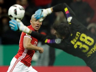 Hráči Bayernu a Dortmundu sa stretnú v súboji o Nemecký superpohár.