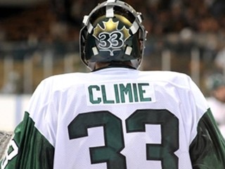 V NHL odchytal päť zápasov. Zvolen získal brankára z Kanady