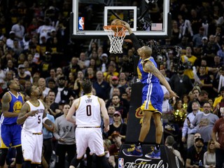 Golden State vedie vo finálovej sérii 3:0 nad Cavaliers.