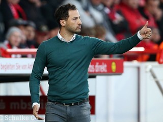 Weinzierl v Schalke skončil, novým trénerom sa stal Tedesco
