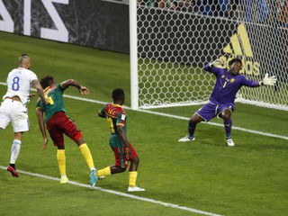 Čile zdolalo Kamerun gólmi v závere, nastúpil aj hráč slovenského majstra