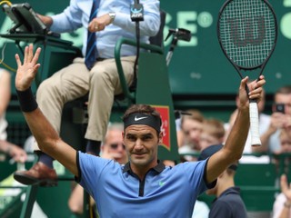 Federer dosiahol jubileum, vyhral svoj 1100. zápas vo dvojhre