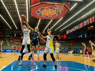 Slovenské basketbalistky zdolali silnú Ukrajinu.