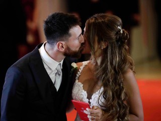 Messi mal lakomých svadobčanov, na charitu dali symbolické čiastky