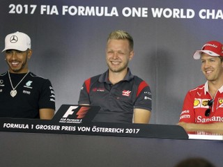 Hamilton a Vettel urovnali svoj spor. Je to ukončená záležitosť, tvrdia