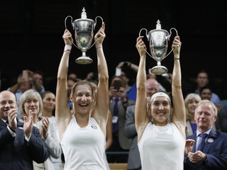 Jelena Vesninová (vpravo) a Jekaterina Makarovová.