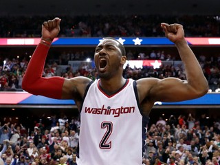John Wall predĺžil zmluvu s Washingtonom.