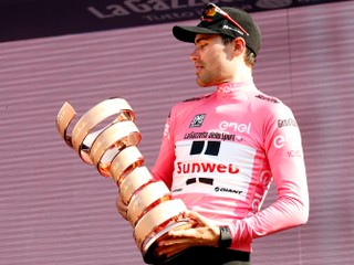 Tom Dumoulin dosiahol tento rok životný úspech, keď celkovo vyhral preteky Giro d'Italia.