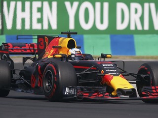Red Bull má nového titulného partnera.