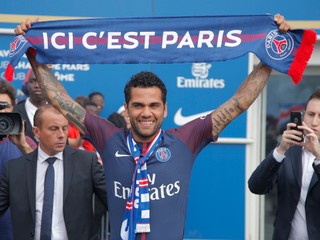 Dani Alves.
