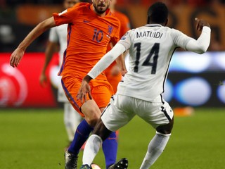 V Premier League je po 34 rokoch. Nováčik uskutočnil rekordný prestup