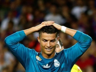 Ronaldo spoznal trest za strčenie do rozhodcu, Real bude bojovať