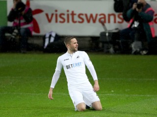 Gylfi Sigurdsson hral skvelo vo Swansea.