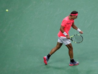 Rafael Nadal podal skvelý výkon a postúpil ďalej.