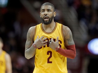 Kyrie Irving sa vracia do Clevelandu - už ako hráč Bostonu.