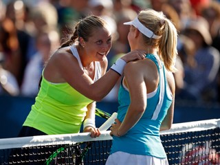 Shelby Rogersová (vľavo) a Daria Gavrilovová.