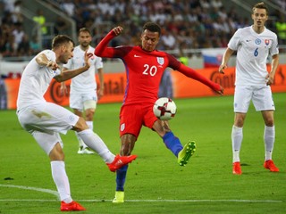 Na jeseň futbalisti Slovenska prehrali doma s Anglickom 0:1.