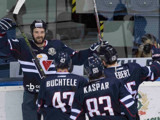 Slovan začal opäť zle, no dokázal znížiť ešte v prvej tretine.