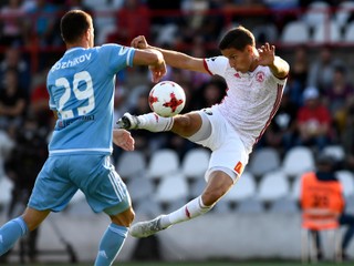 Trenčín nezvíťazil už v šiestom zápase, doma remizoval so Slovanom