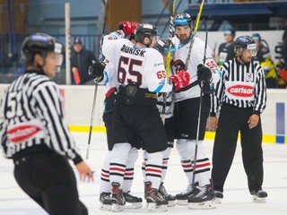 Radosť hráčov Banskej Bystrice po jednom z gólov.