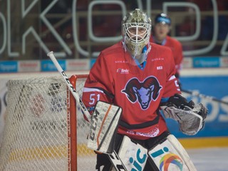 Nathan Lawson v minulej sezóne pôsobil v Banskej Bystrici.