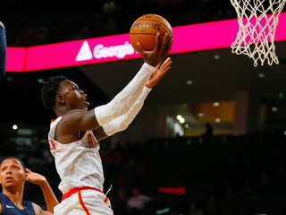 Dennis Schröder bude čeliť trestu od svojho klubu.