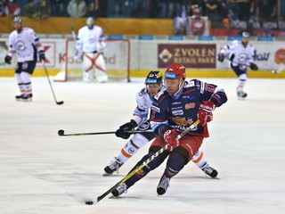 Michal Novák (vpravo) vo Zvolene skončil.