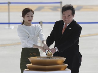 Olympijská pochodeň dorazila do Kórejskej republiky.