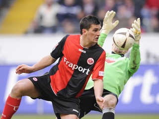 Martin Fenin v drese Eintrachtu Frankfurt v sezóne 2008/09.