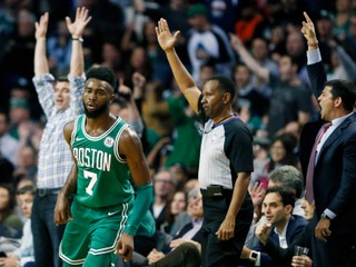 Jaylen Brown patril medzi hrdinov Bostonu.