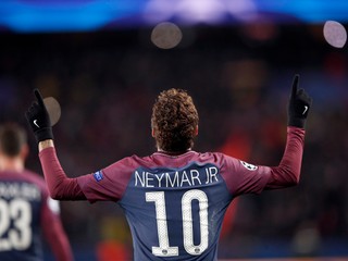 Neymar je v Paríži hviezdou.