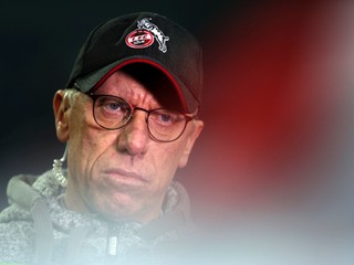 Peter Stöger v Kolíne skončil.