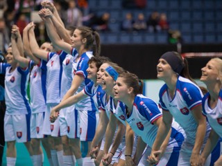 Slovenky sa radujú po zdolaní Lotyšska v zápase o piate miesto.