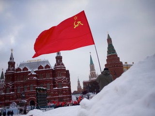 Ruskí komunisti navrhujú tamojším športovcom, aby šli na ZOH pod sovietskou vlajkou