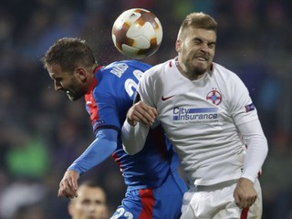 Marek Bakoš (vľavo) strelil v skupinovej fáze Európskej ligy dva góly.