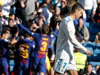 Futbalisti Realu Madrid nestačili na Barcelonu.