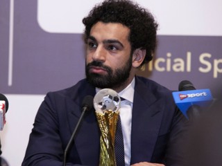 Mohamed Salah po prevzatí ocenenia pre najlepšieho afrického futbalistu.